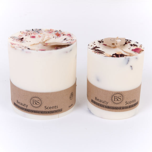 CANDLES WITH ROSE PETALS