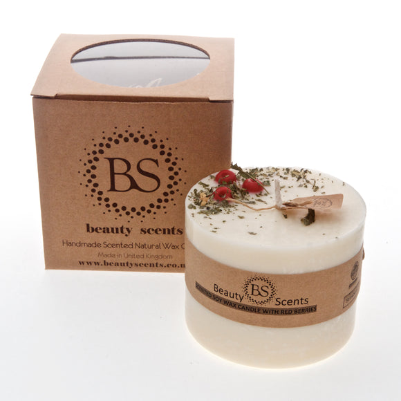 CANDLES WITH RED BERRIES