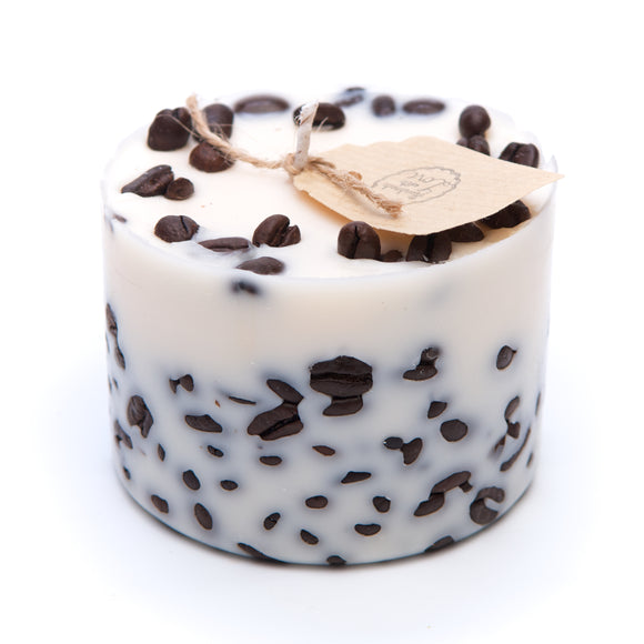 CANDLES WITH COFFEE BEANS