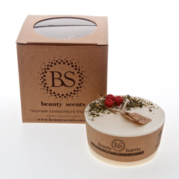 Mittelstark duftende Sojakerze mit roten Beeren, 6er-Box